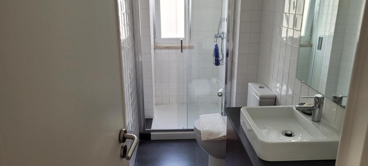 Comfy Near Metro Alloggio in famiglia